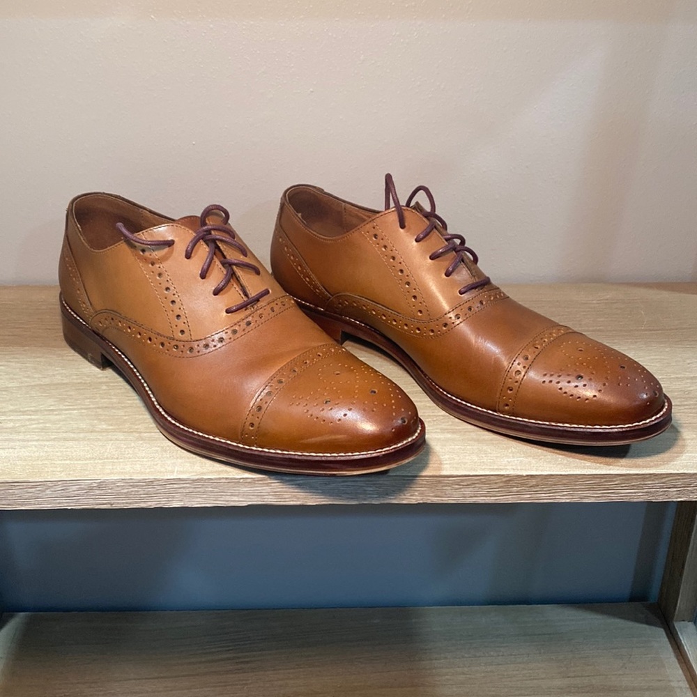 Johnston & Murphy Men’s dress shoes size 9.5